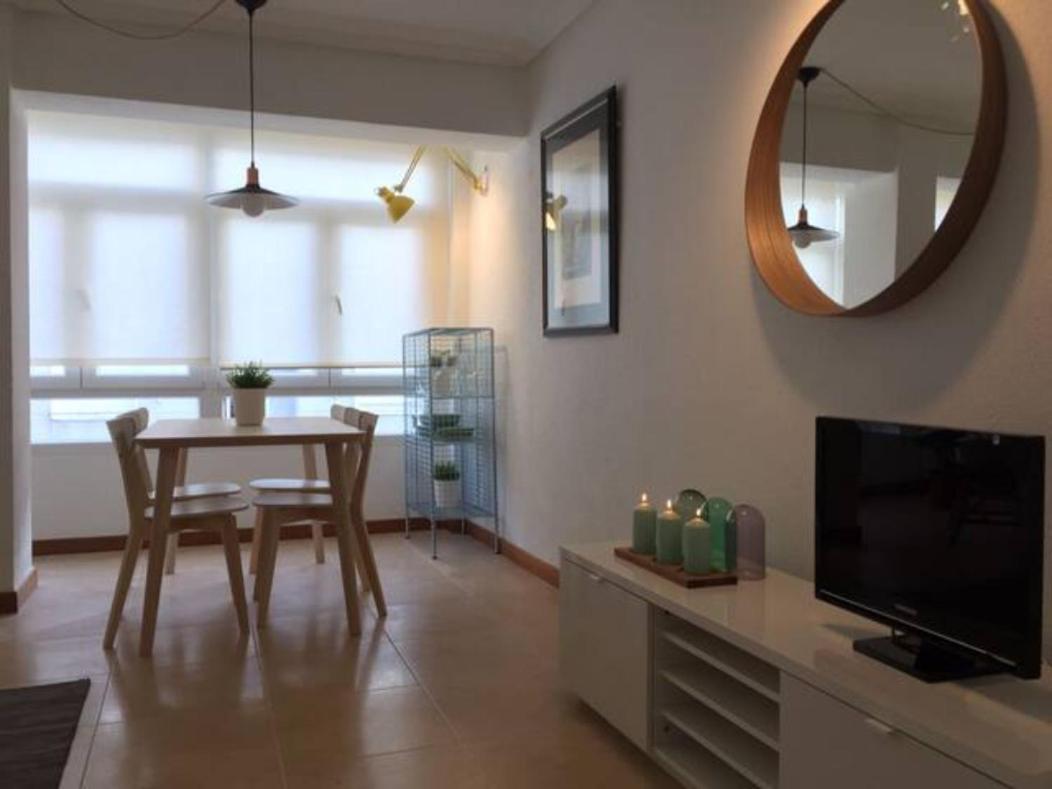 Piso Cerca De Las Playas Wifi Santander Bagian luar foto
